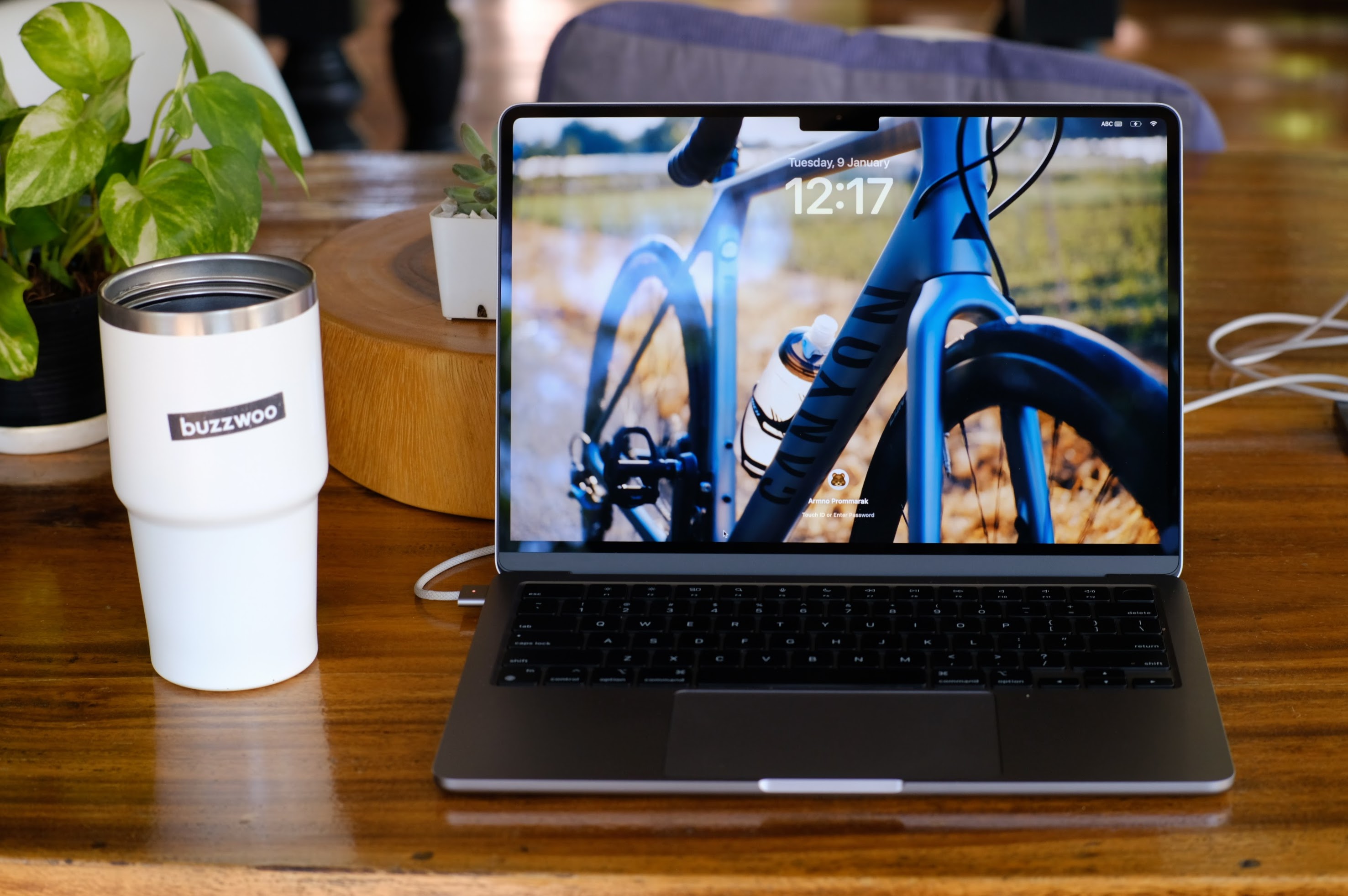 13-inch Macbook Air M2