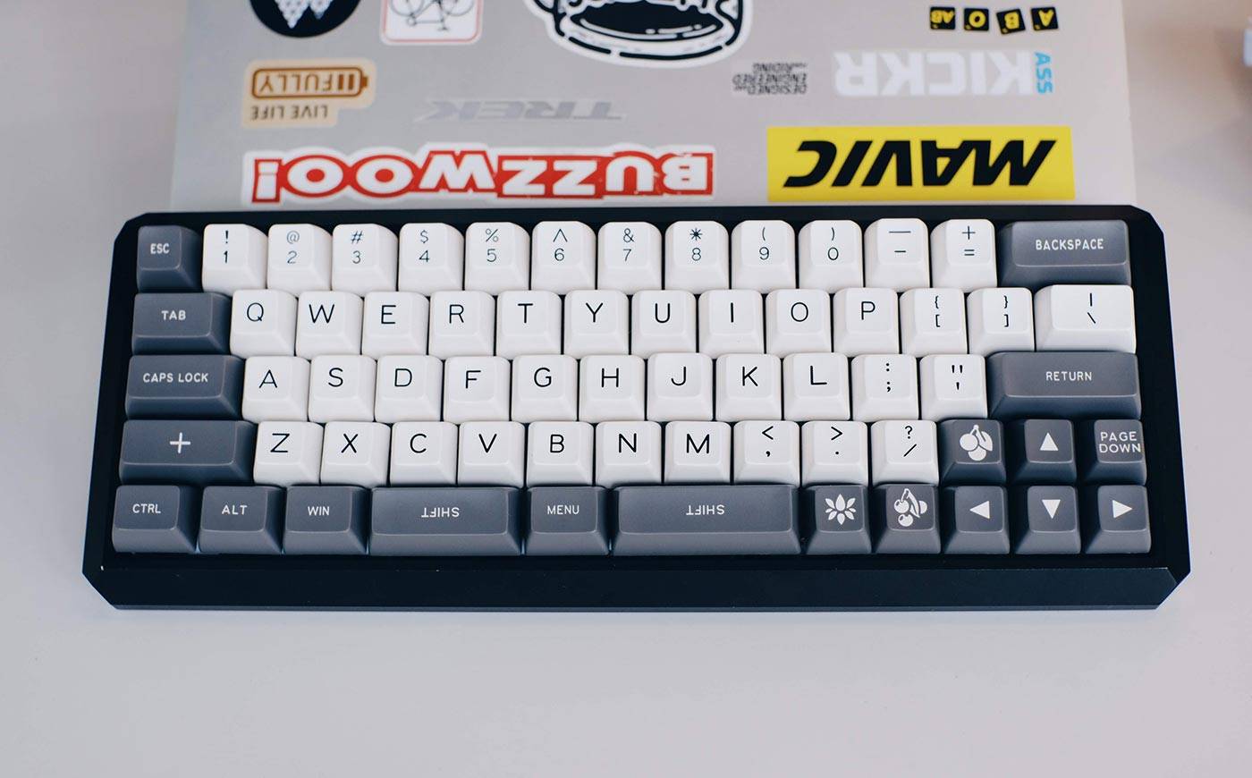 mark 4.1: custom 60% mechanical keyboard with arrows