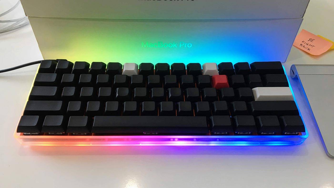ไฟ RGB Underglow ของ DZ60